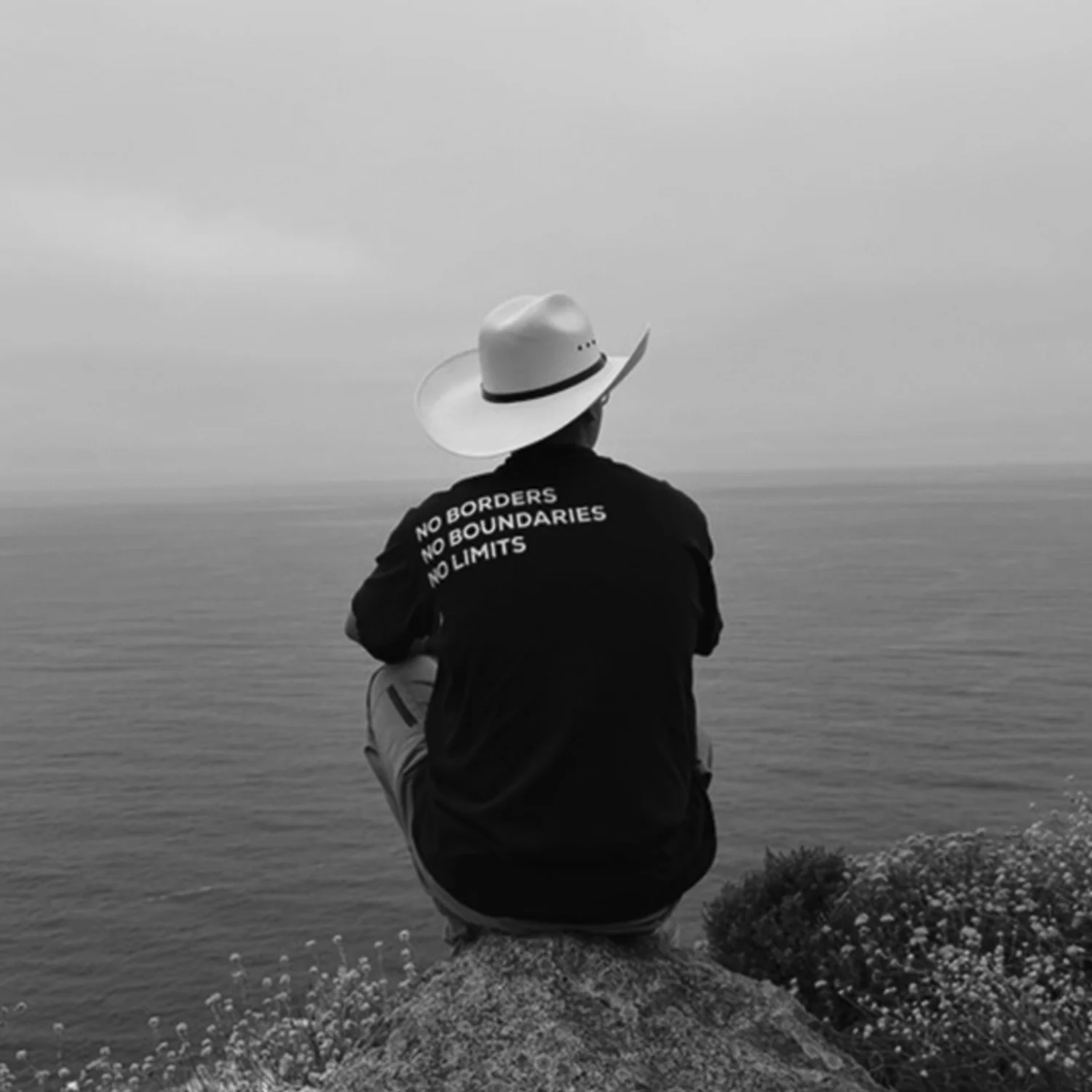 Nomad Running Tribe apparel — No Borders, No Boundaries, No Limits
